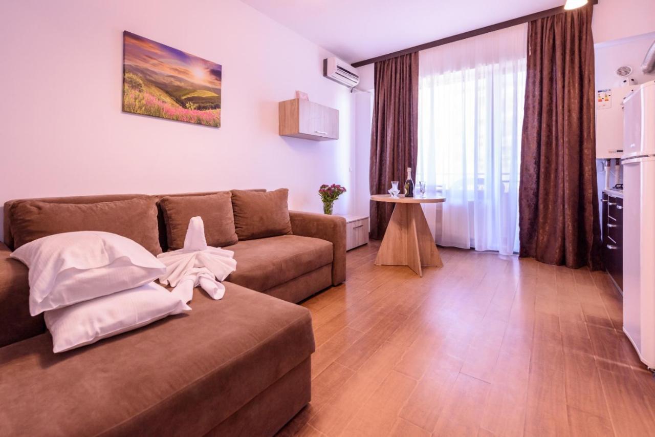 דירות מאמאיה Theo Summerland Seaview מראה חיצוני תמונה